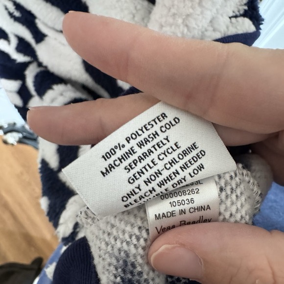 NWT Vera Bradley Jacquard Fleece Hoodie Large Nordic Forest  Sherpa Pullover - Picture 8 of 10